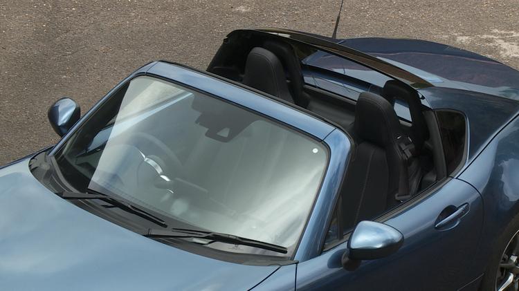 MAZDA MX-5 RF CONVERTIBLE 1.5 [132] Exclusive-Line 2dr